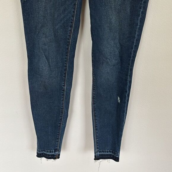 Spanx Blue Distressed Pull-On Ankle Skinny Jeans Raw Hem Size Medium Tall - Picture 9 of 13